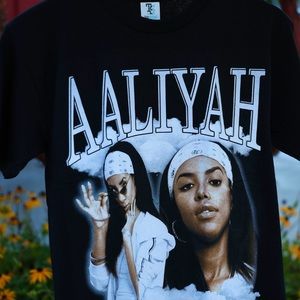 Aaliyah graphic Classic Tshirt